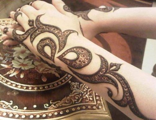 back-hand-shaded-mehndi-design10