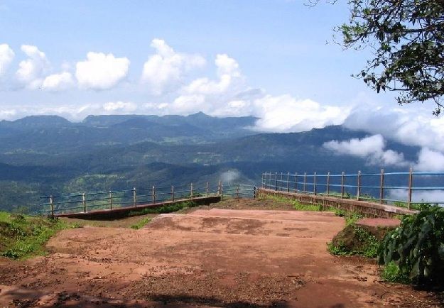 connaught-peak_mahabaleshwar-turističnih krajev