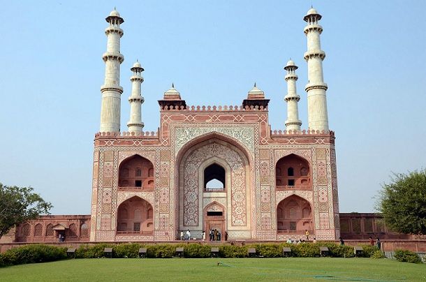 akbaras-tomb_agra-turistinės vietos