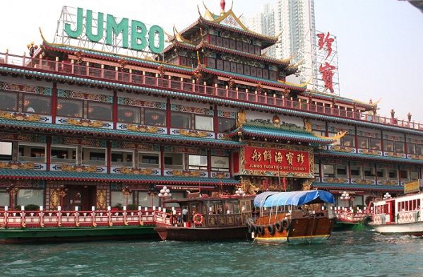 aberdeen-harbor-jumbo-kingdom_hong-kong-turistinės vietos