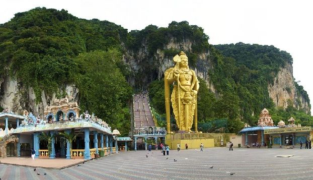 turistice-locuri-batu caves_malaysia-