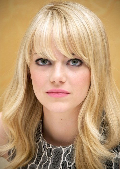 ÚJ YORK, NY - MARCH 09: Emma Stone at 