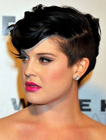 Legjobb Hairstyle For Round Face Female Side Undercut