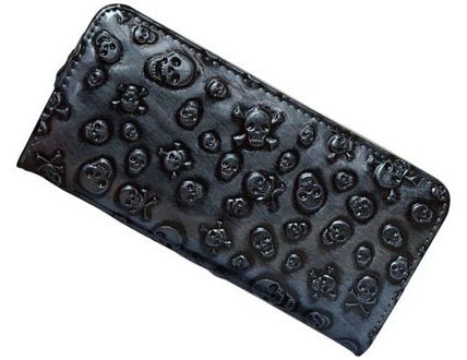 vinatge-wallet-with-skull-embossed