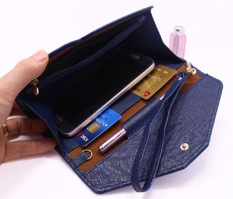 wrist-less-wallet-for-women