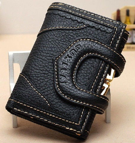 tri-fold-black-leather-wallet