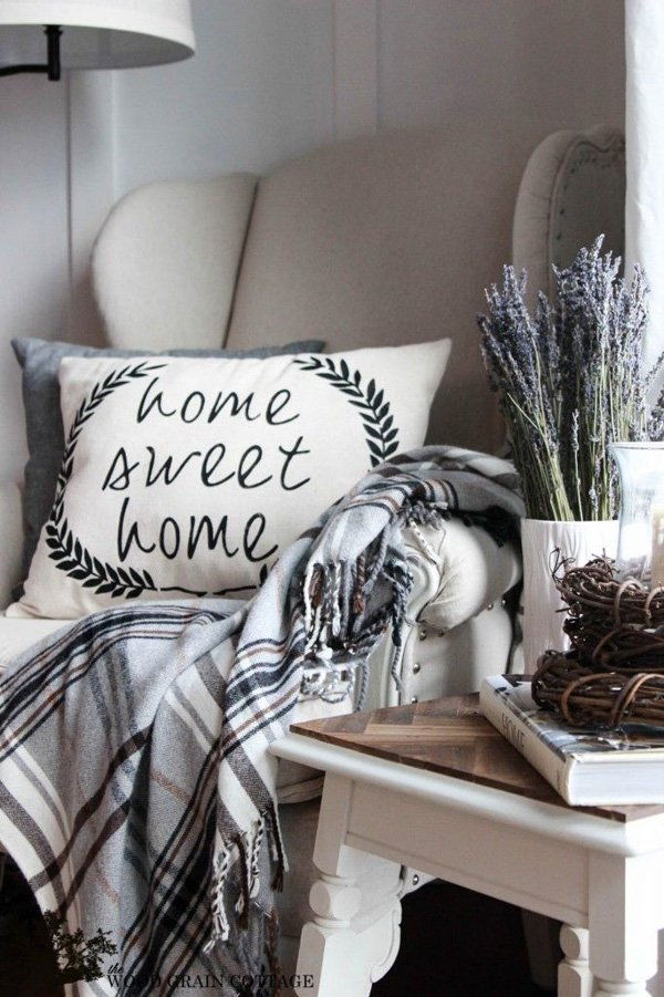 csinál a Cottage Farmhouse Home Sweet Home Pillow