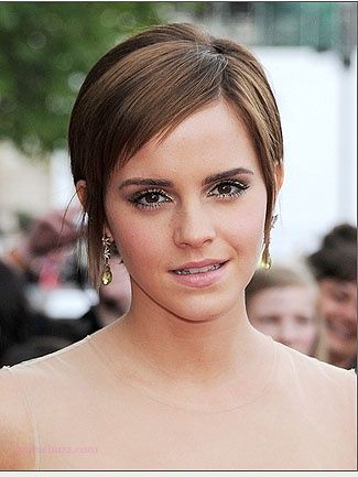 Emma Watson Pixie Haircut