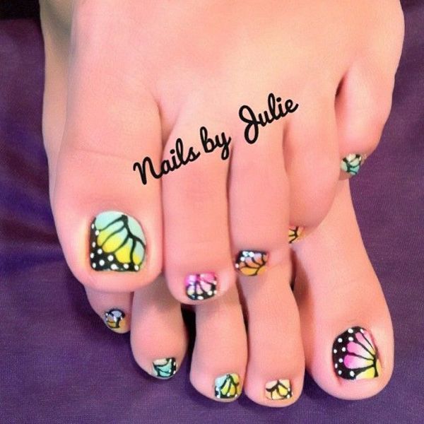 pillangó toenail art