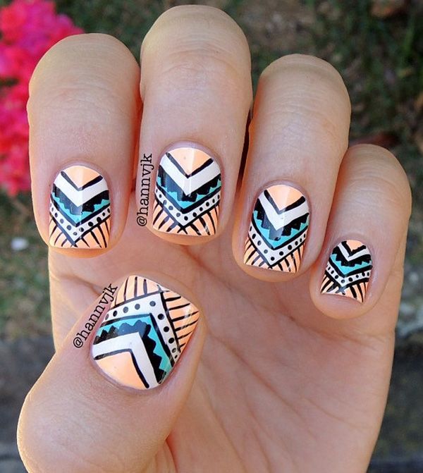 Absztrakt nail art-25