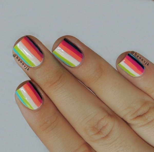 Absztrakt nail art-32