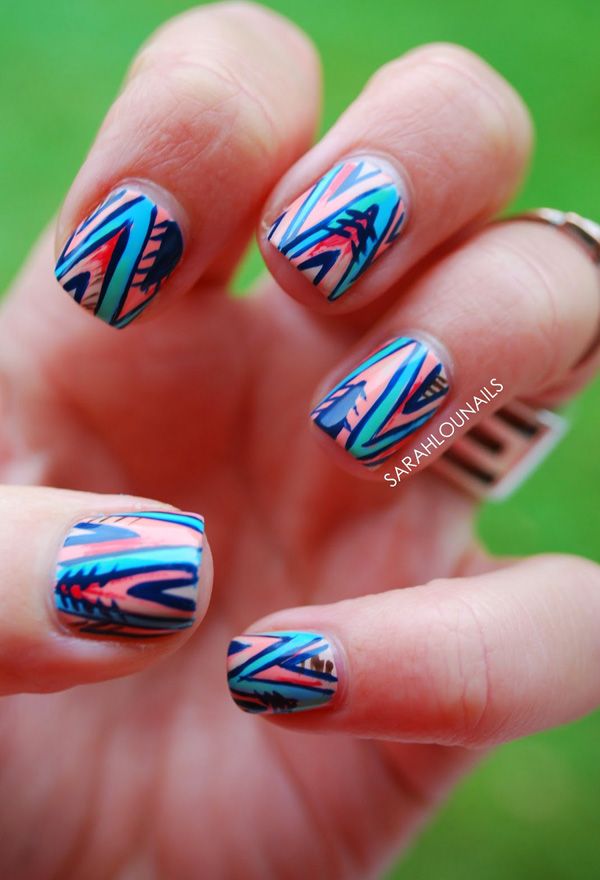 Absztrakt nail art-48