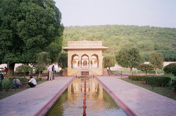 parcuri-in-jaipur-Kanak-Vrindavan