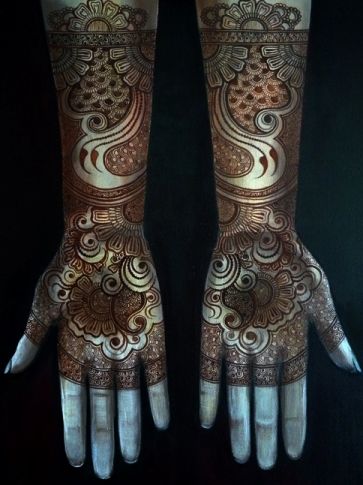 Bisha Mistry's mehndi designs2