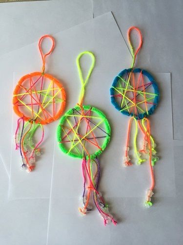 Saunus DIY Pipe Cleaner Crafts