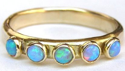 Jubiliejus Opal Ring