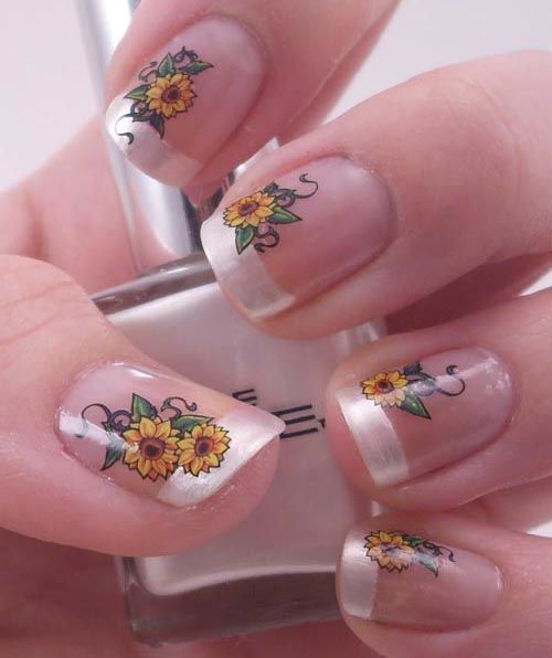 Francoski Manicure Sunflower Nail Art