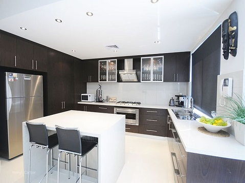 Black and White Style U Shaped Kitchen