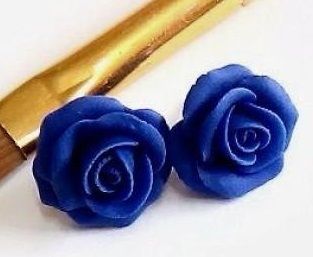 A-rose-blue-studs7