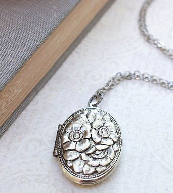 Vintage Design locket pendant Sterling Silver long Chain