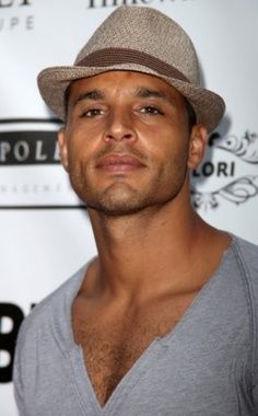 Daniel Sunjata 2