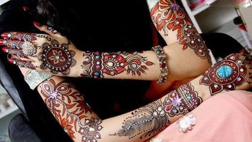 mirror-work-mehndi-design20