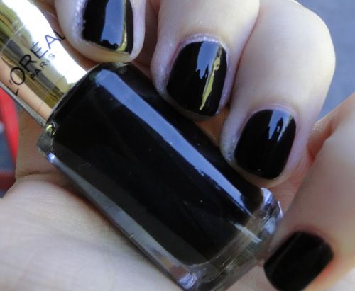 L Oreal Color Riche Black Swan Nail Polish