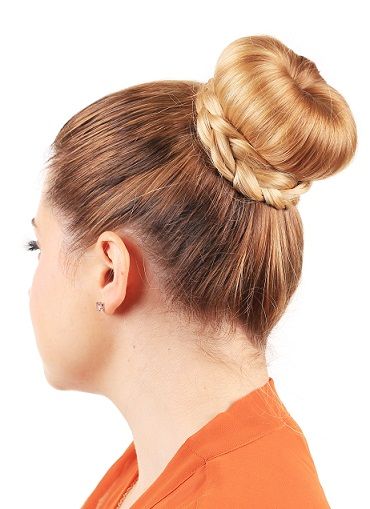 naujausias Braided bun hairstyles - The Ballerina Bun