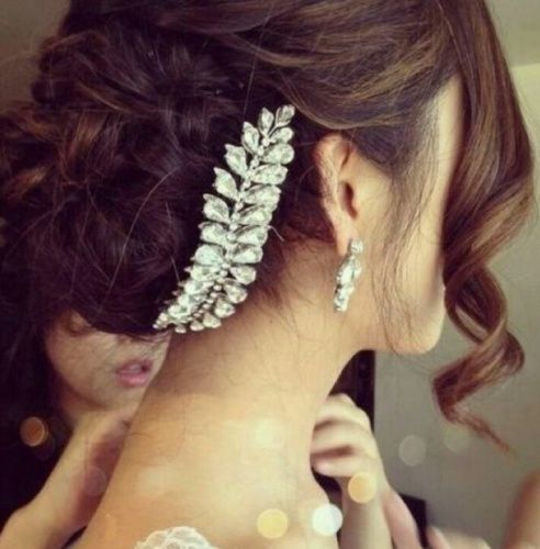 HINDU BRIDAL HAIRSTYLES 7