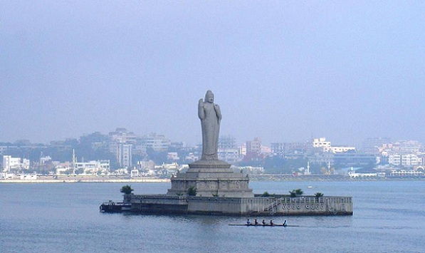 nászút-helyek-in-telangana_hussain-sagar-tó