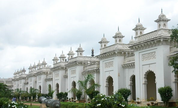 nászút-helyek-in-telangana_chowmahalla-palota