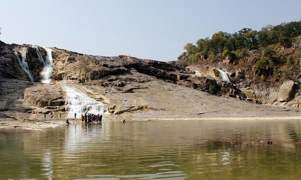 nászút-helyek-in-telangana_kuntala-vízesés