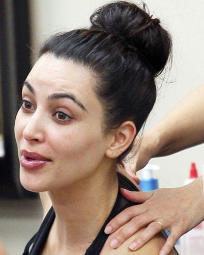 Kim Kardashian without makeup 4