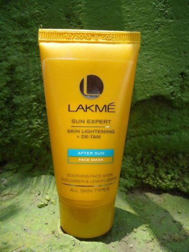 Lakme + Sun + Expert + Po + Sun + Skin + Lightening + De-Tan + obraz + Maska