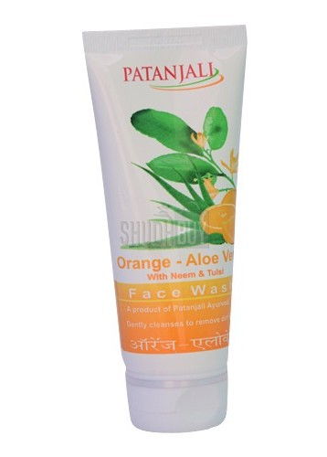 Patanjali Apricot Face Scrub