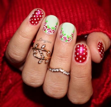 Polka dot nail5